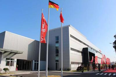 喜迎菲斯曼新品上市,平湖新廠再樹業內標桿